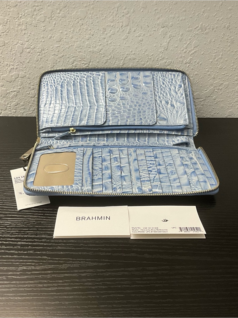 Brahmin Skyler HEAVENLY BLUE MELBOURNE Leather Travel Wallet - Picture 7 of 7